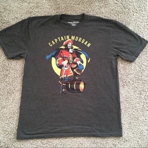 Men’s Captain Morgan Shirt size large LIKE NEW